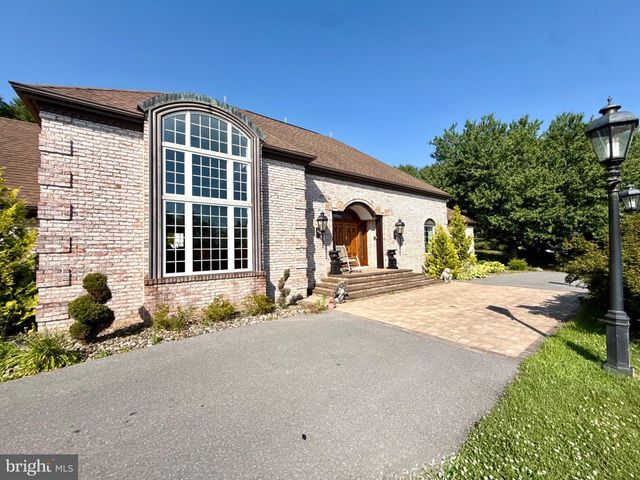 50 SWEET GUM RD, Selinsgrove, PA 17870