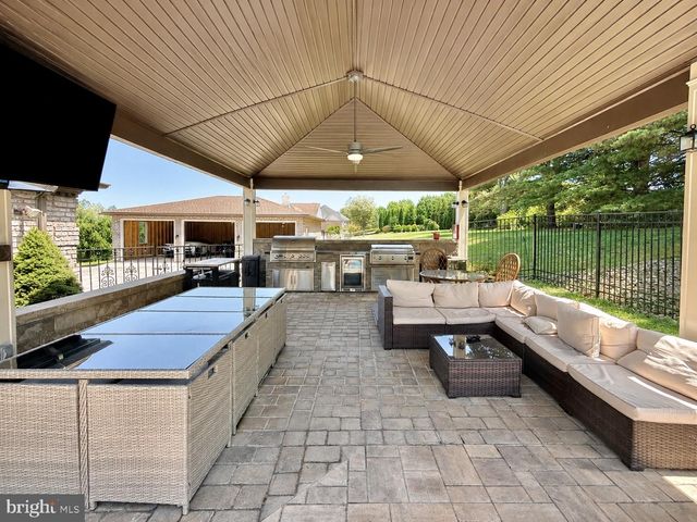 50 SWEET GUM RD, Selinsgrove, PA 17870