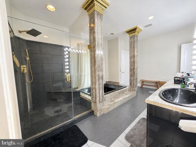 50 SWEET GUM RD, Selinsgrove, PA 17870
