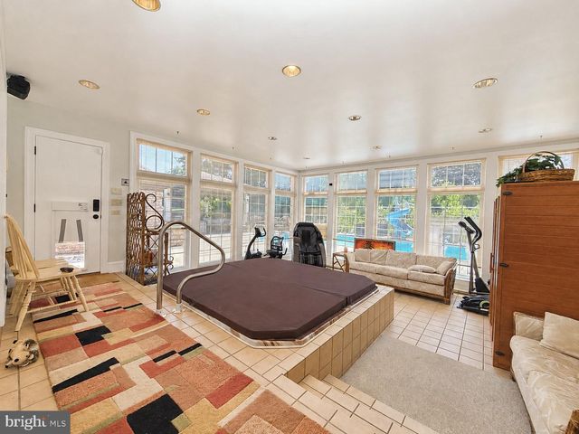 50 SWEET GUM RD, Selinsgrove, PA 17870