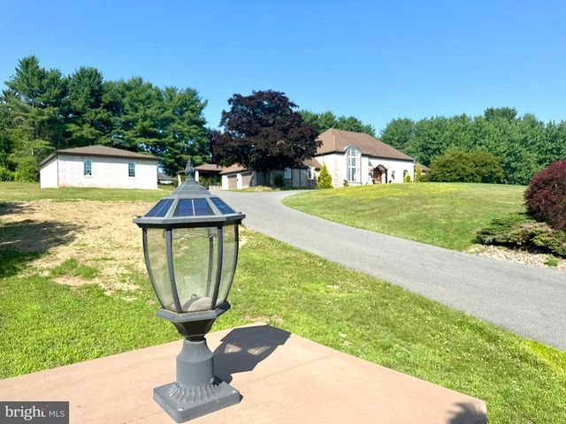 50 SWEET GUM RD, Selinsgrove, PA 17870