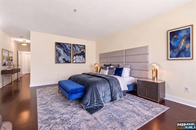 217 The Promenade, Edgewater, NJ 07020