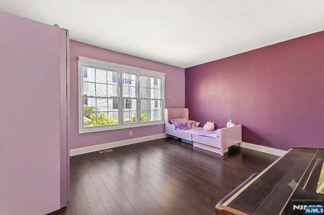 217 The Promenade, Edgewater, NJ 07020