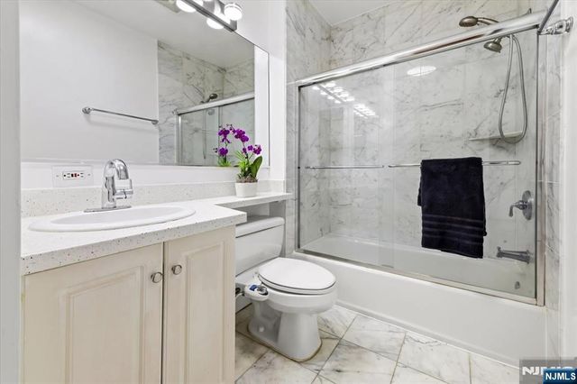 217 The Promenade, Edgewater, NJ 07020