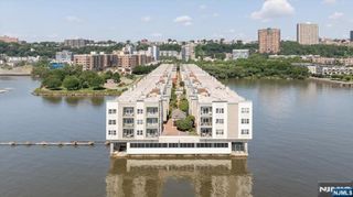217 The Promenade, Edgewater, NJ 07020