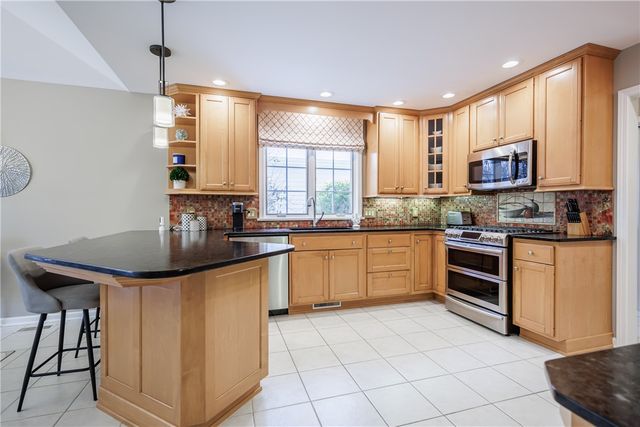 125 Regatta Drive, Webster, NY 14580