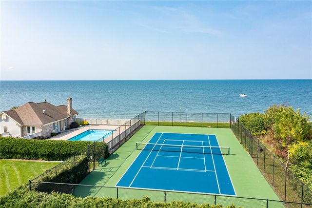 125 Regatta Drive, Webster, NY 14580