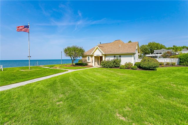 125 Regatta Drive, Webster, NY 14580