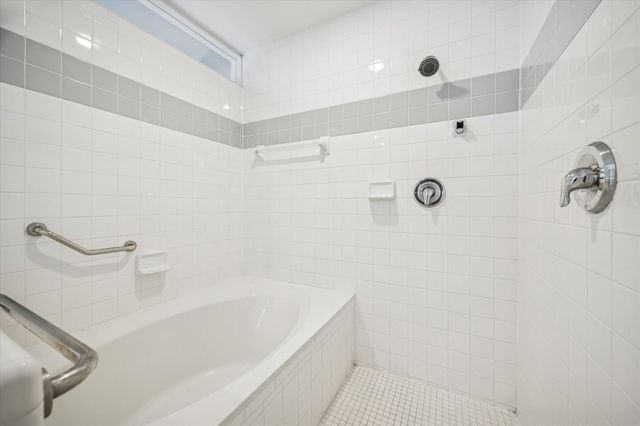 2508 Calumet Street E, Houston, TX 77004