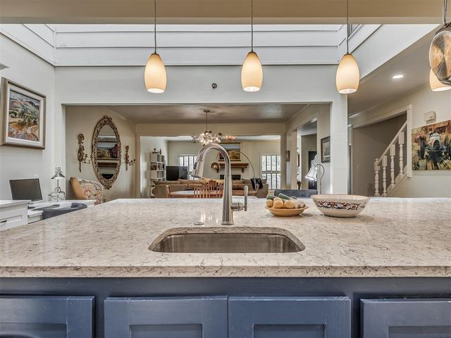 1201 Glenbrook Drive 3, Oklahoma City, OK 73118