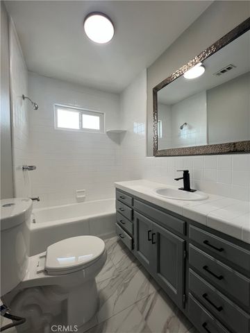 5245 Navarro, Los Angeles, CA 90032