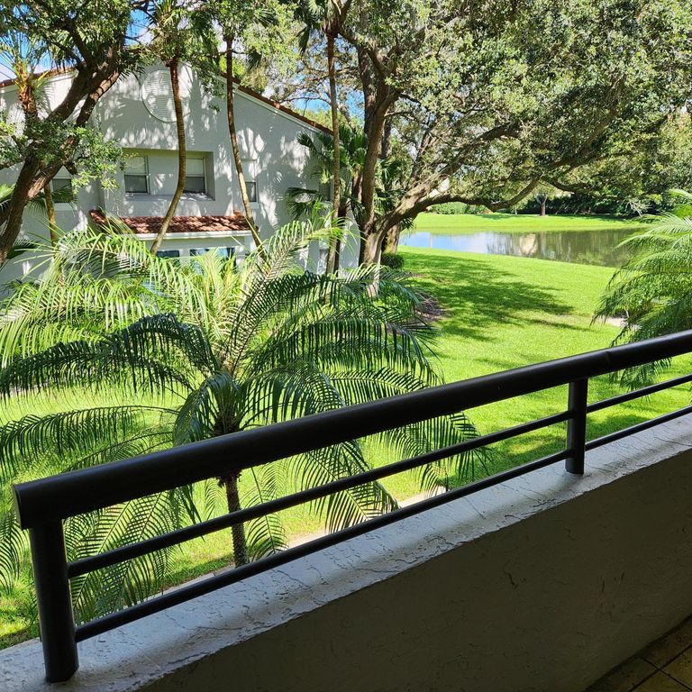 851 Lyons Road 22203, Coconut Creek, FL 33063