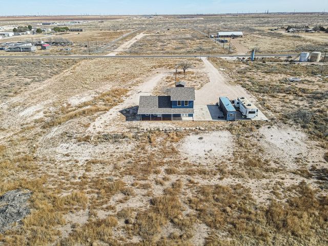 2381 County Rd C2691, Stanton, TX 79782