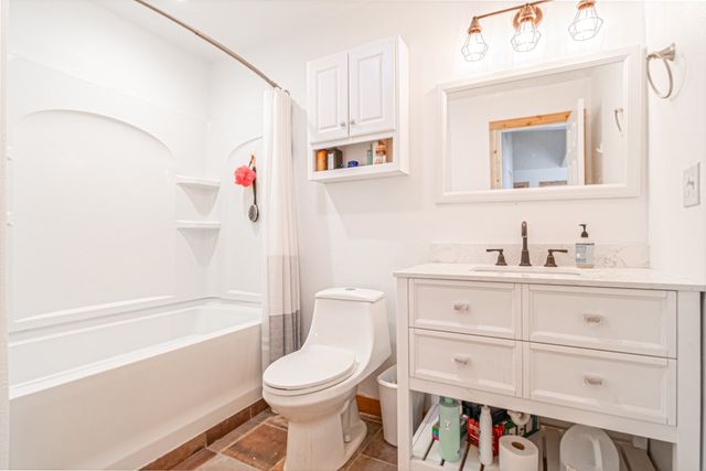 2381 County Rd C2691, Stanton, TX 79782