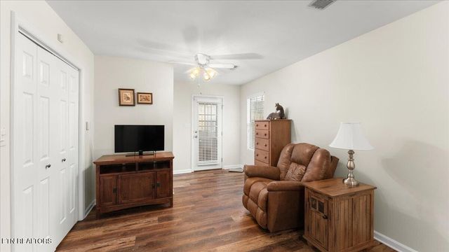 10016 Bellflower Way, Knoxville, TN 37932