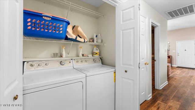 10016 Bellflower Way, Knoxville, TN 37932