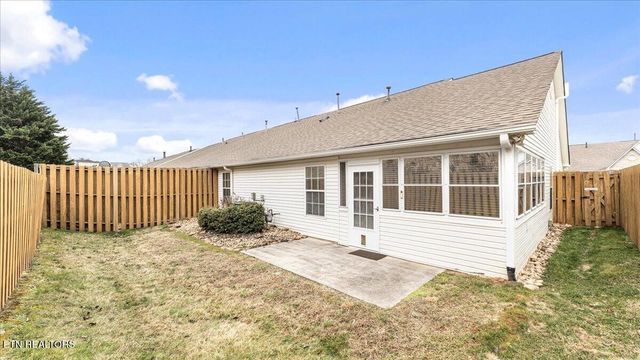 10016 Bellflower Way, Knoxville, TN 37932