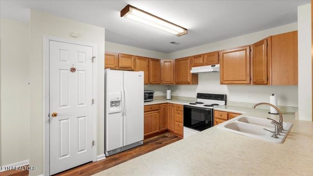 10016 Bellflower Way, Knoxville, TN 37932