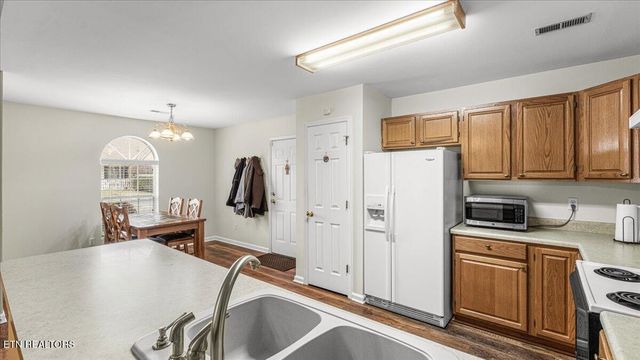 10016 Bellflower Way, Knoxville, TN 37932