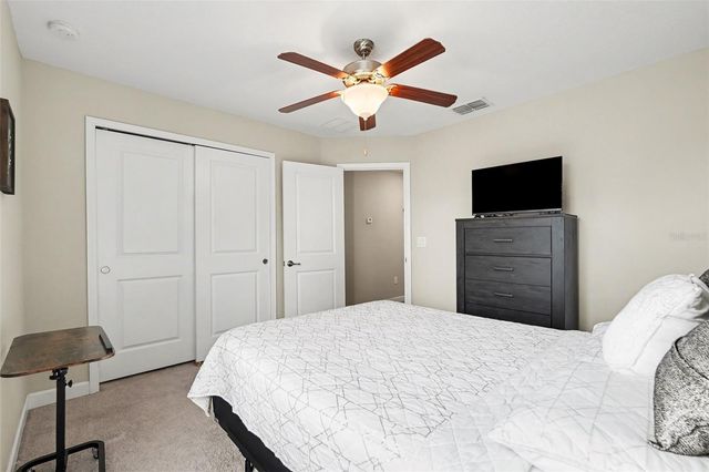 1677 LUDINGTON AVENUE, Wesley Chapel, FL 33543