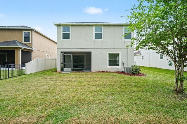 1677 LUDINGTON AVENUE, Wesley Chapel, FL 33543