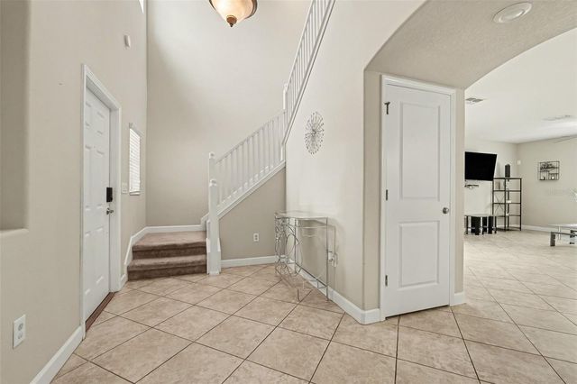 1677 LUDINGTON AVENUE, Wesley Chapel, FL 33543