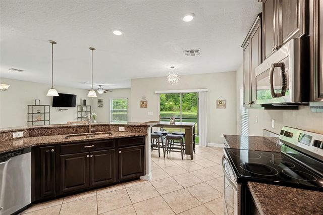 1677 LUDINGTON AVENUE, Wesley Chapel, FL 33543