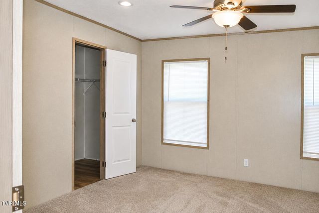 105 Wedding Lane, Chuckey, TN 37641