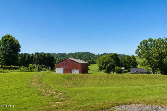 105 Wedding Lane, Chuckey, TN 37641