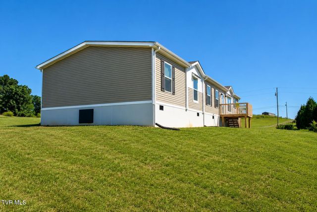 105 Wedding Lane, Chuckey, TN 37641