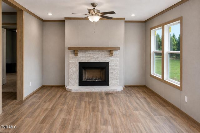 105 Wedding Lane, Chuckey, TN 37641