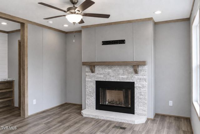 105 Wedding Lane, Chuckey, TN 37641