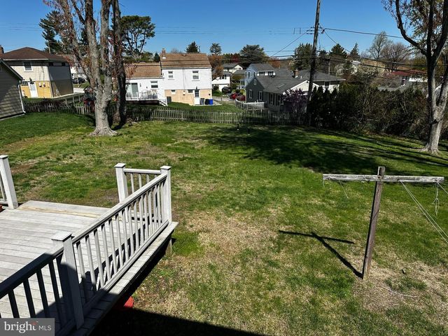 214 CRANBOURNE DRIVE, Broomall, PA 19008