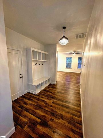 734 S Bomar Avenue, Landrum, SC 29356
