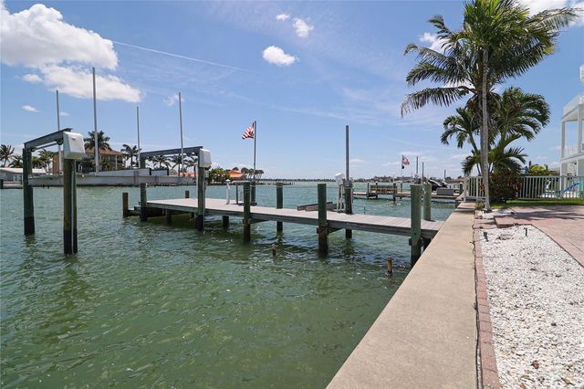 11105 5TH STREET E, Treasure Island, FL 33706