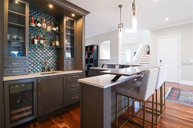 11105 5TH STREET E, Treasure Island, FL 33706