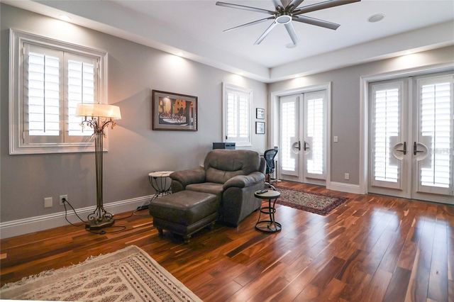 11105 5TH STREET E, Treasure Island, FL 33706