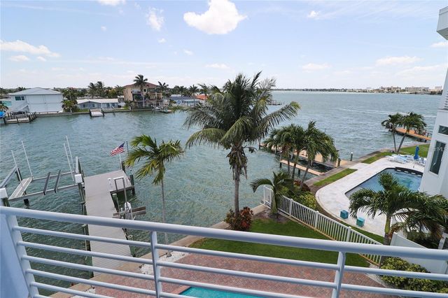 11105 5TH STREET E, Treasure Island, FL 33706