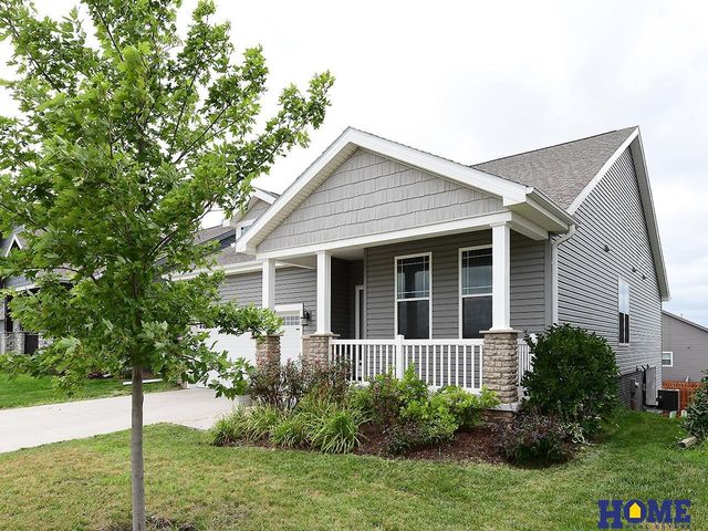 7421 N 11th Street, Lincoln, NE 68521