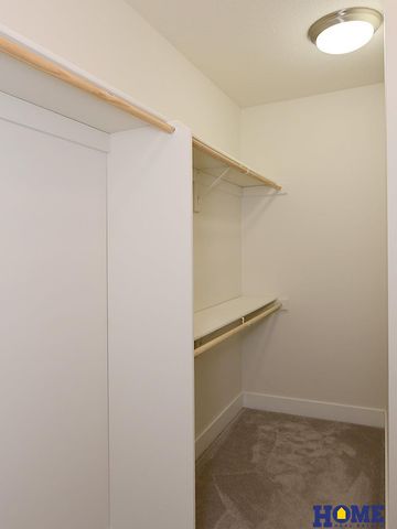 7421 N 11th Street, Lincoln, NE 68521
