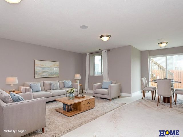 7421 N 11th Street, Lincoln, NE 68521