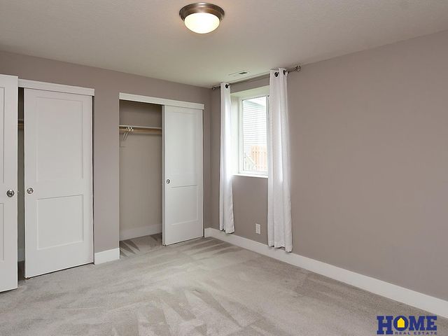 7421 N 11th Street, Lincoln, NE 68521