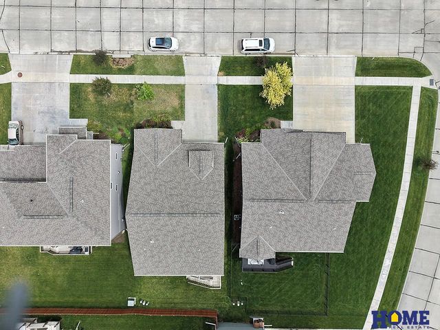 7421 N 11th Street, Lincoln, NE 68521