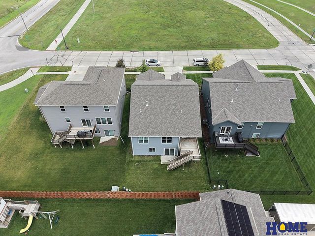 7421 N 11th Street, Lincoln, NE 68521