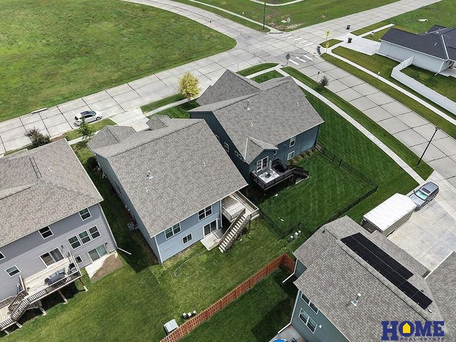 7421 N 11th Street, Lincoln, NE 68521