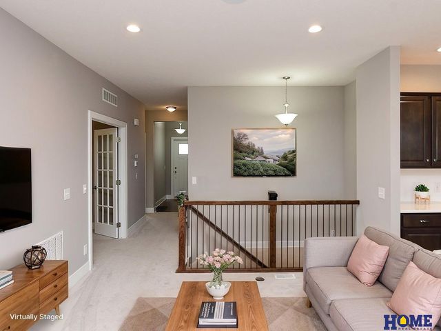 7421 N 11th Street, Lincoln, NE 68521