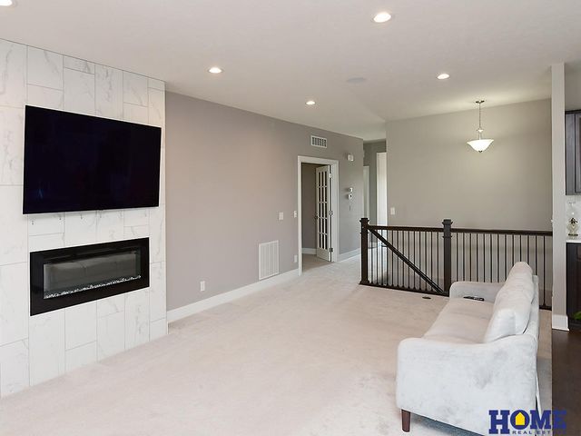 7421 N 11th Street, Lincoln, NE 68521