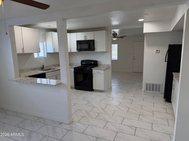 9012 N 14TH Street, Phoenix, AZ 85020