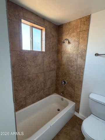 9012 N 14TH Street, Phoenix, AZ 85020