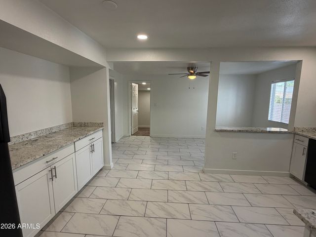 9012 N 14TH Street, Phoenix, AZ 85020